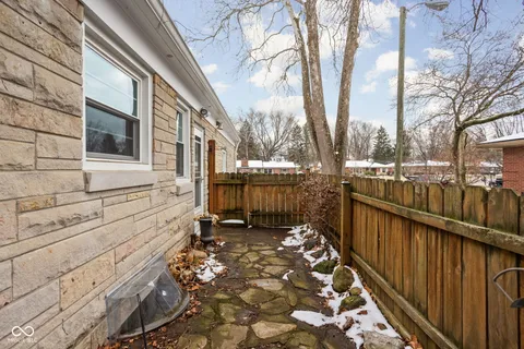 $454,000 | 928 Forest Blvd N Drive, Indianapolis, IN 46240