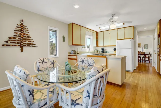 $998,600 | 1 Battery Park Road, Edisto Island, SC 29438