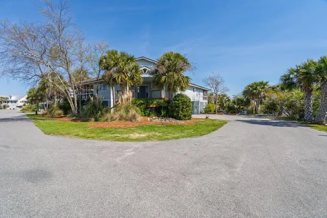 $998,600 | 1 Battery Park Road, Edisto Island, SC 29438