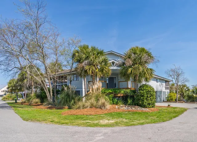 $998,600 | 1 Battery Park Road, Edisto Island, SC 29438
