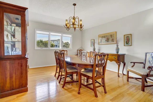 $998,600 | 1 Battery Park Road, Edisto Island, SC 29438