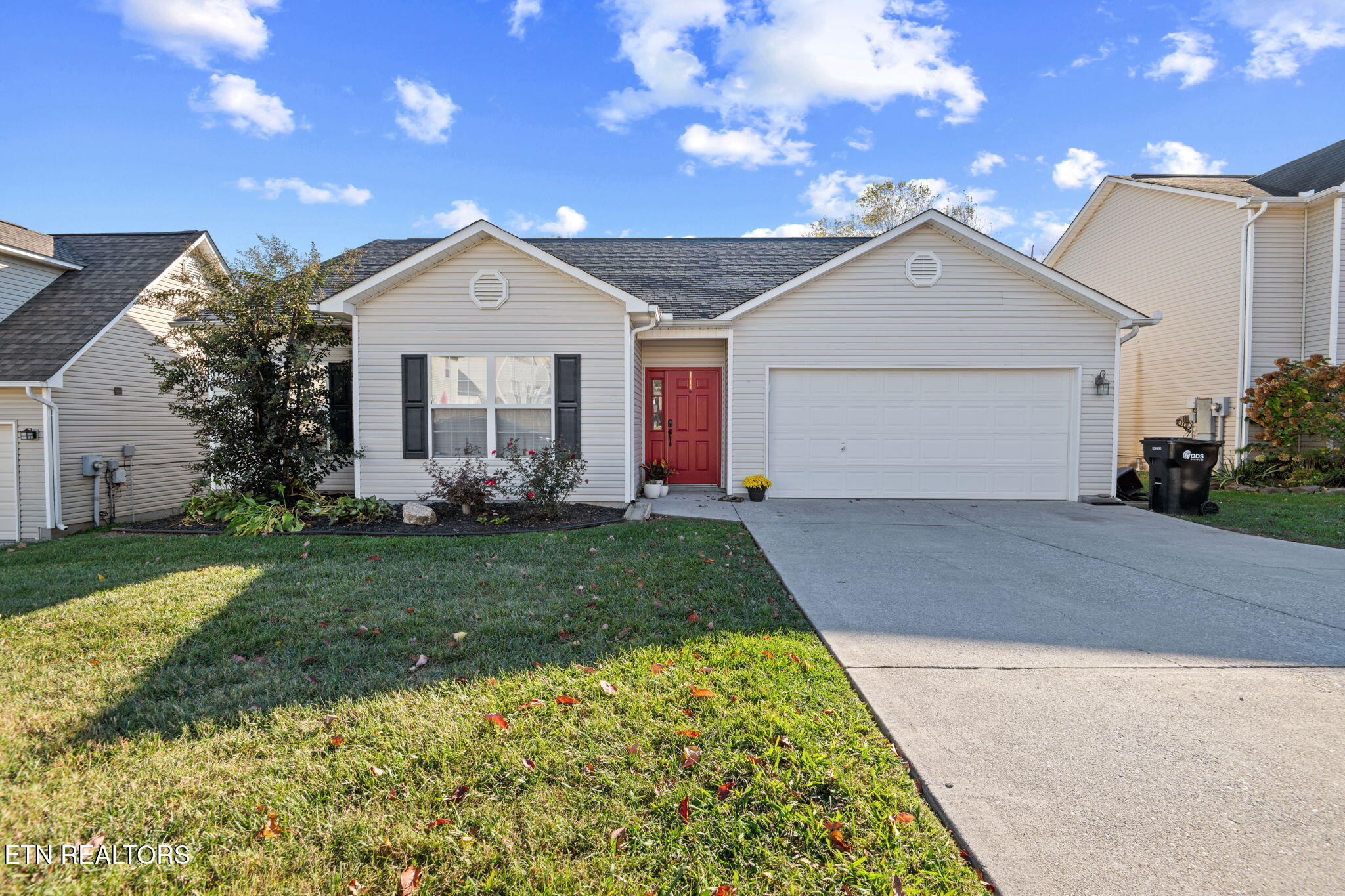 2028 Cartmill Drive Powell, TN 37849 - Photo 1 of 26 14-web-or-mls-Cartmill-8935