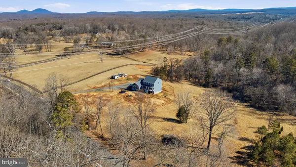 $1,100,000 | 616 South Poes Road, Amissville, VA 20106