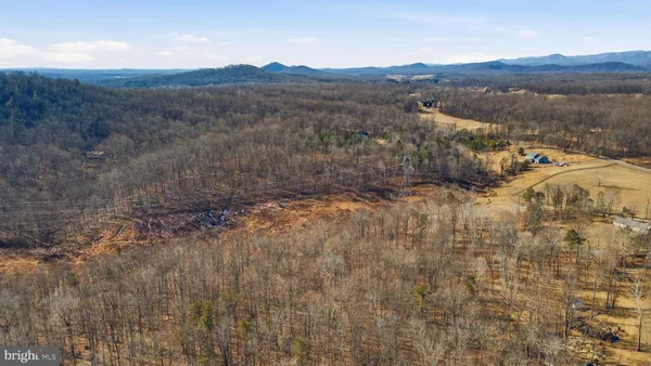$1,100,000 | 616 South Poes Road, Amissville, VA 20106