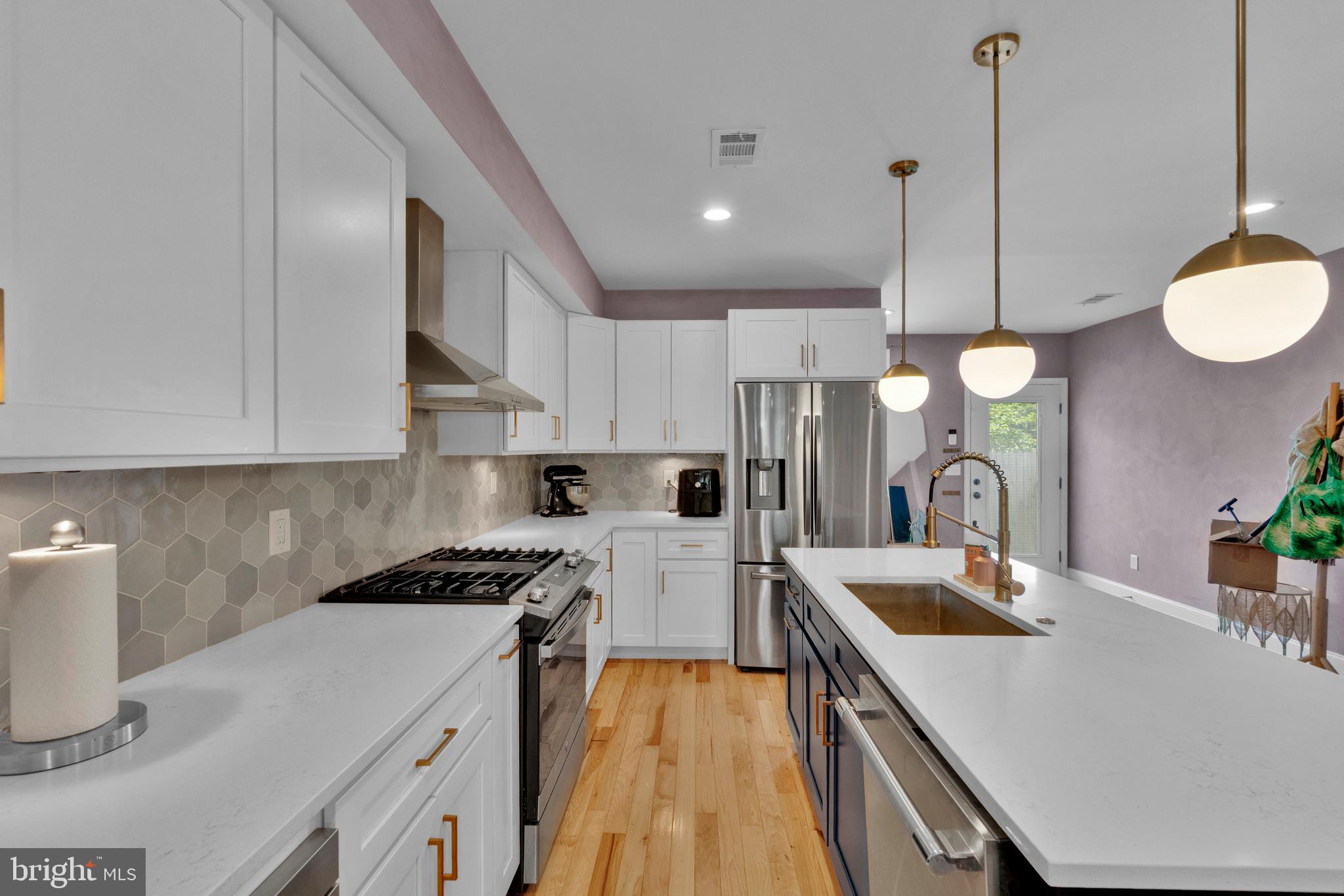 624 West 33rd Street Baltimore, MD 21211 - Photo 15 of 36 Kitchen