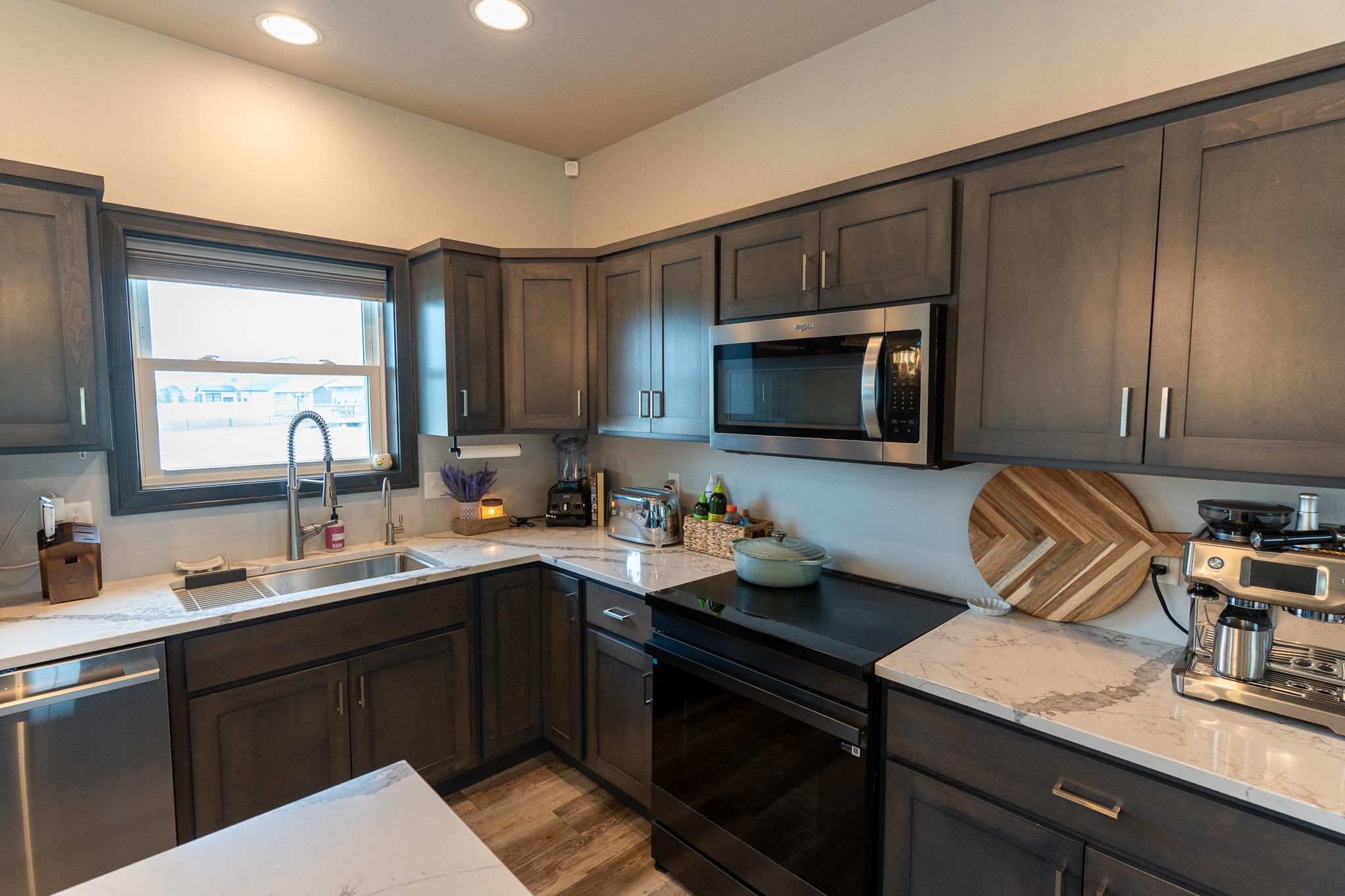 3140 Haas Road Kaukauna, WI 54130 - Photo 10 of 37