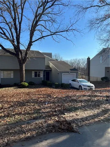 $965,000 | 1726 East 97th Street, Kansas City, MO 64131