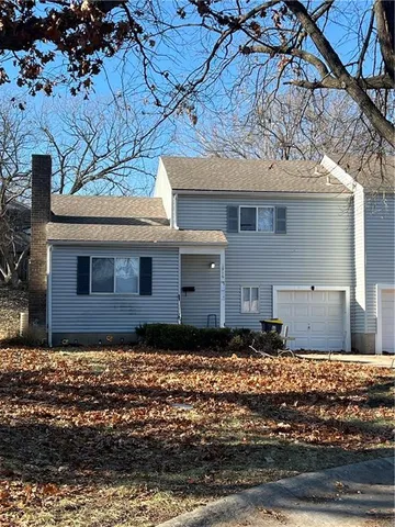 $965,000 | 1726 East 97th Street, Kansas City, MO 64131