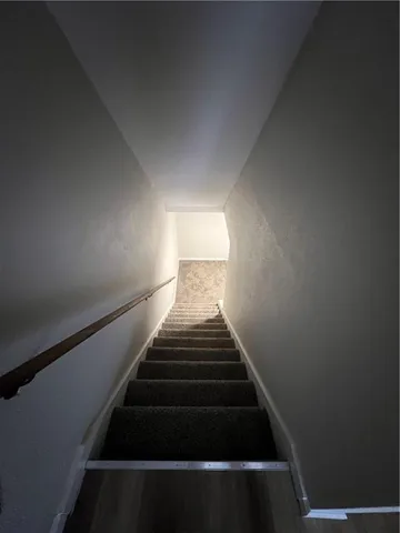 $965,000 | 1726 East 97th Street, Kansas City, MO 64131