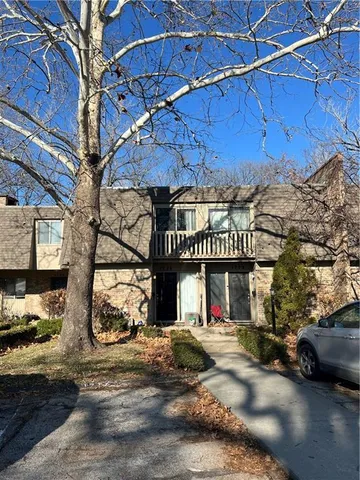 $965,000 | 1726 East 97th Street, Kansas City, MO 64131