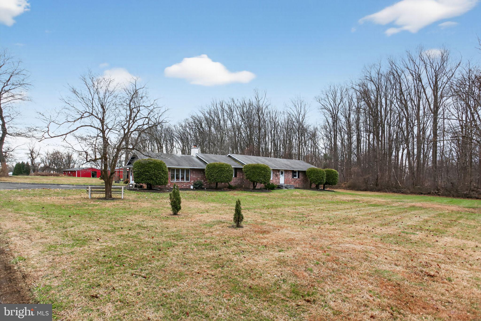 1637 Dillon Road Ambler, PA 19002 - Photo 2 of 48 Gallery Image 2