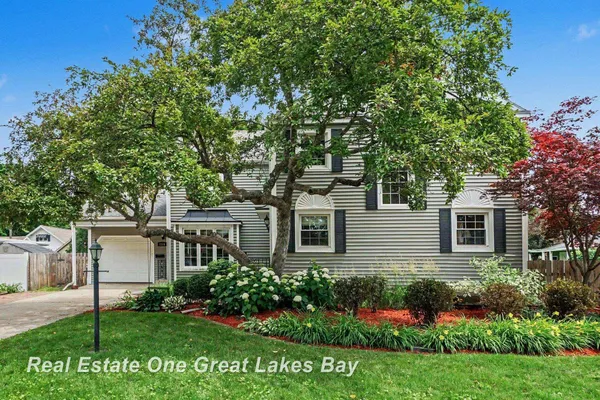 $289,900 | 1510 Helen Street, Bay City, MI 48708