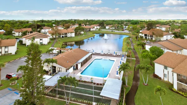 $1,650 | 5900 Whispering Pine Way, Unit A1, Greenacres, FL 33463