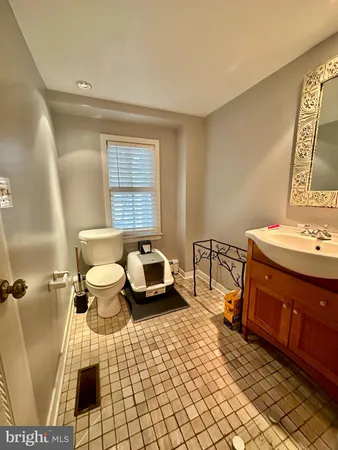 $2,400 | 72 West Ferry Street, New Hope, PA 18938