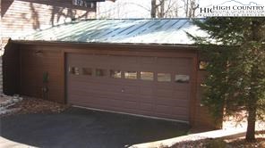 122 Grassy Gap Loop Road Beech Mountain, NC 28604 - Photo 19 of 44 Gallery Image 19
