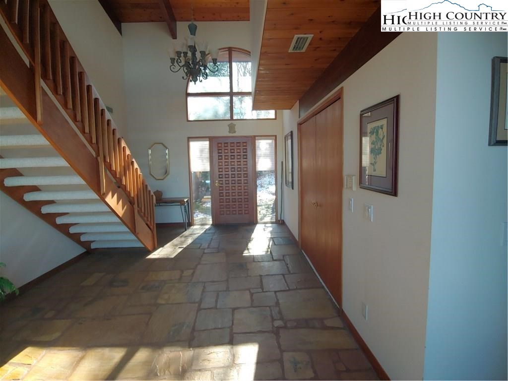122 Grassy Gap Loop Road Beech Mountain, NC 28604 - Photo 2 of 44 Gallery Image 2