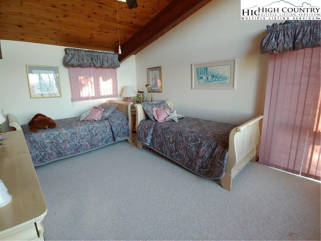 122 Grassy Gap Loop Road Beech Mountain, NC 28604 - Photo 40 of 44 Gallery Image 40