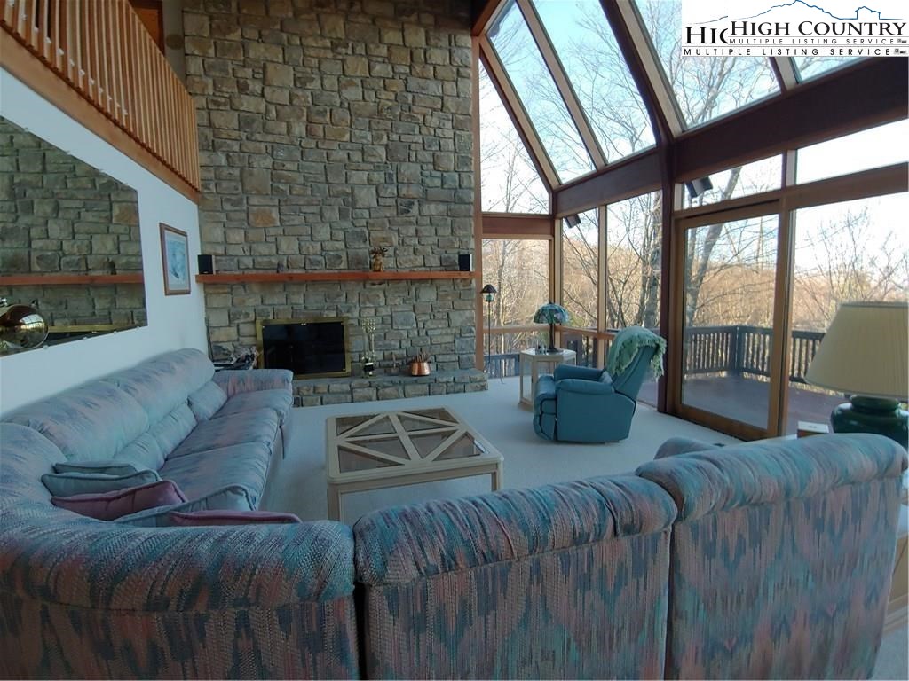 122 Grassy Gap Loop Road Beech Mountain, NC 28604 - Photo 4 of 44 Gallery Image 4