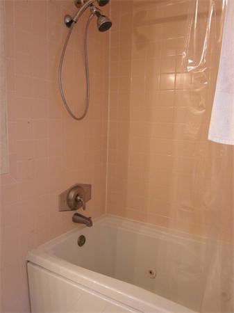 375 Maple Street Bellingham, MA 02019 - Photo 19 of 26 Gallery Image 19