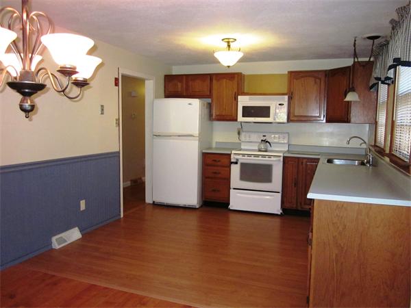 375 Maple Street Bellingham, MA 02019 - Photo 8 of 26 Gallery Image 8