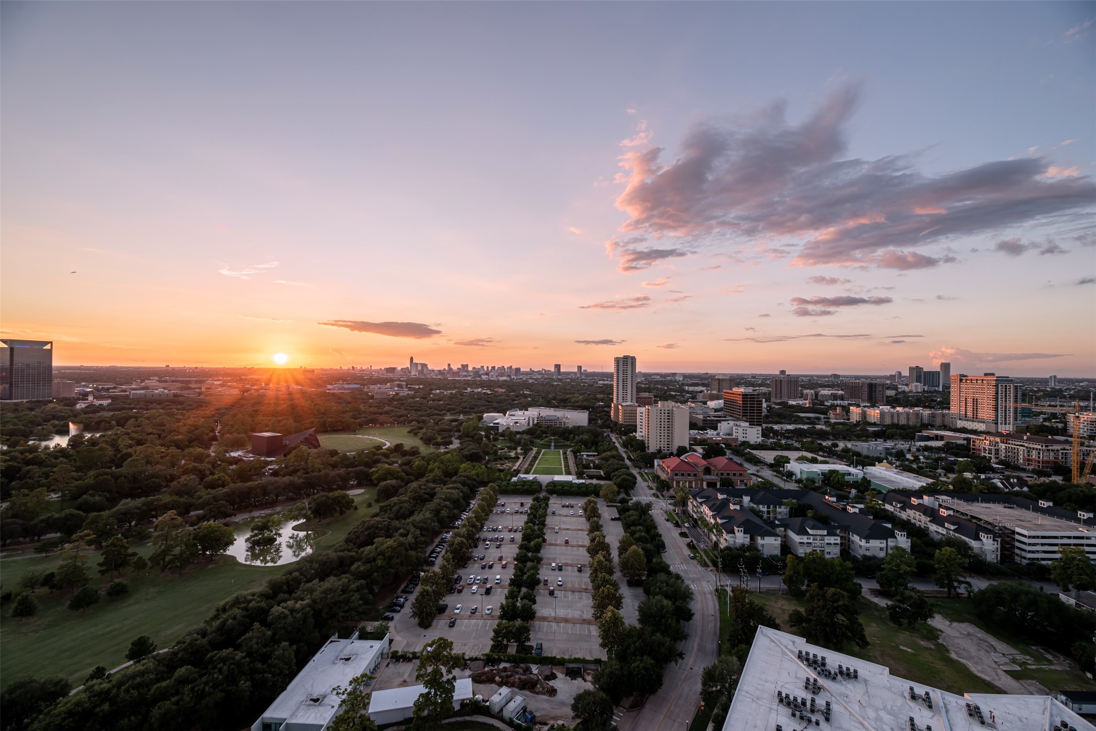 1701 Hermann Drive, Unit 27CE Houston, TX 77004 - Photo 2 of 45