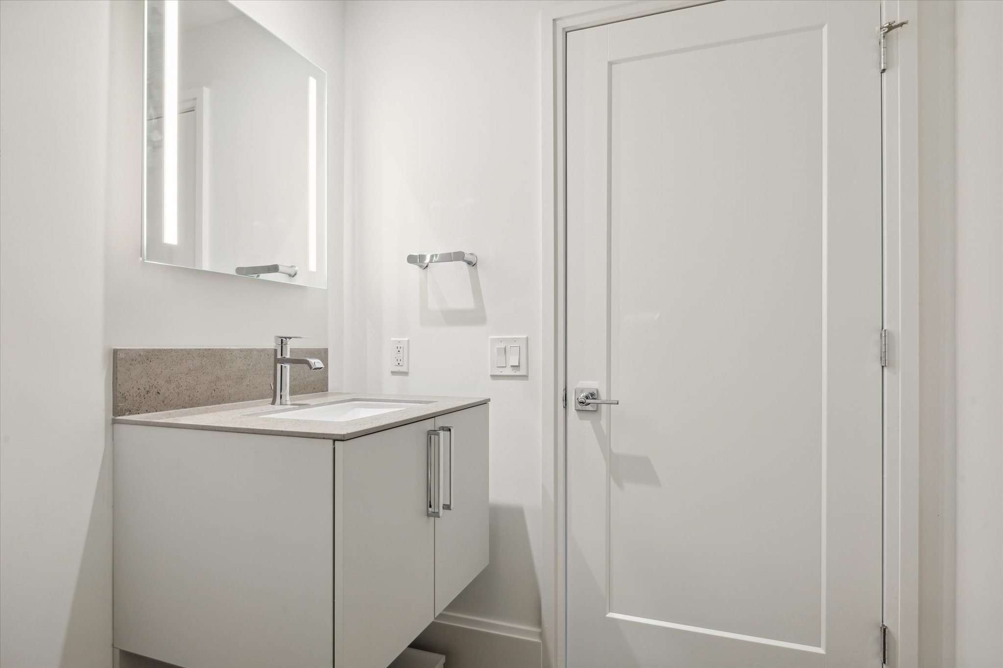 1701 Hermann Drive, Unit 27CE Houston, TX 77004 - Photo 26 of 45