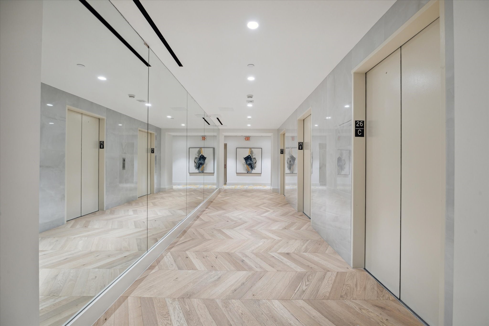 1701 Hermann Drive, Unit 27CE Houston, TX 77004 - Photo 3 of 45