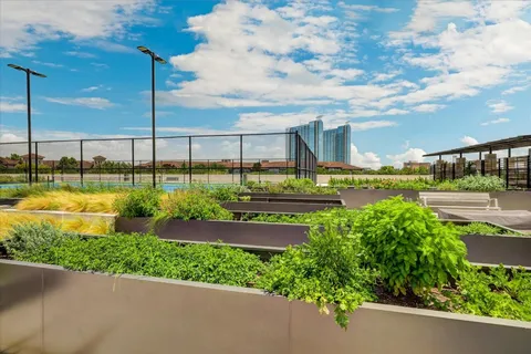 $1,670,000 | 1701 Hermann Drive, Unit 27CE, Houston, TX 77004