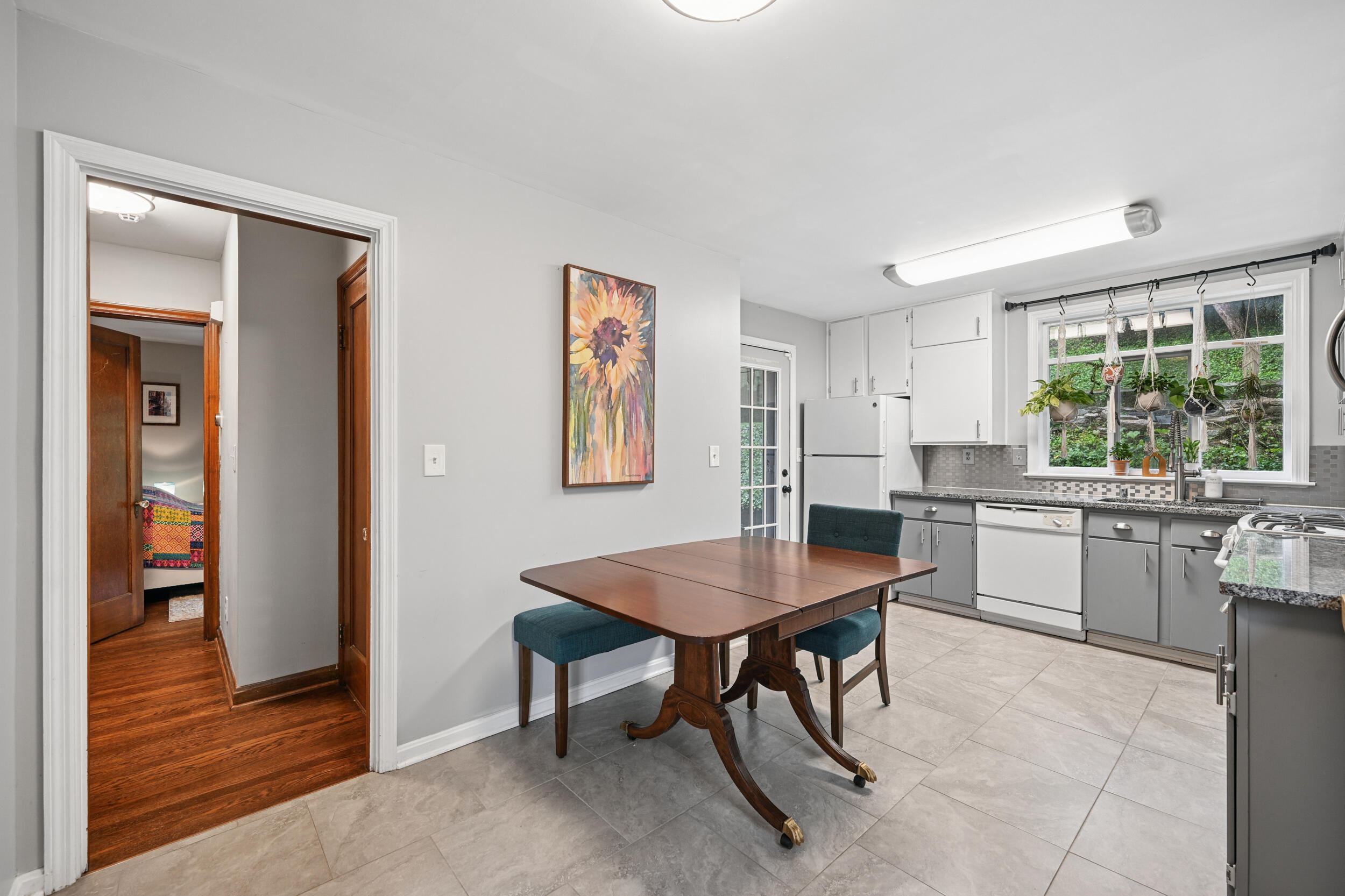 1607 Monroe Street Covington, KY 41014 - Photo 9 of 32