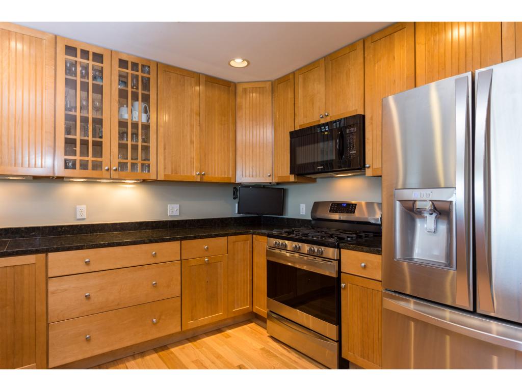 225 Cushing Road, Unit 225 Newmarket, NH 03857 - Photo 11 of 36