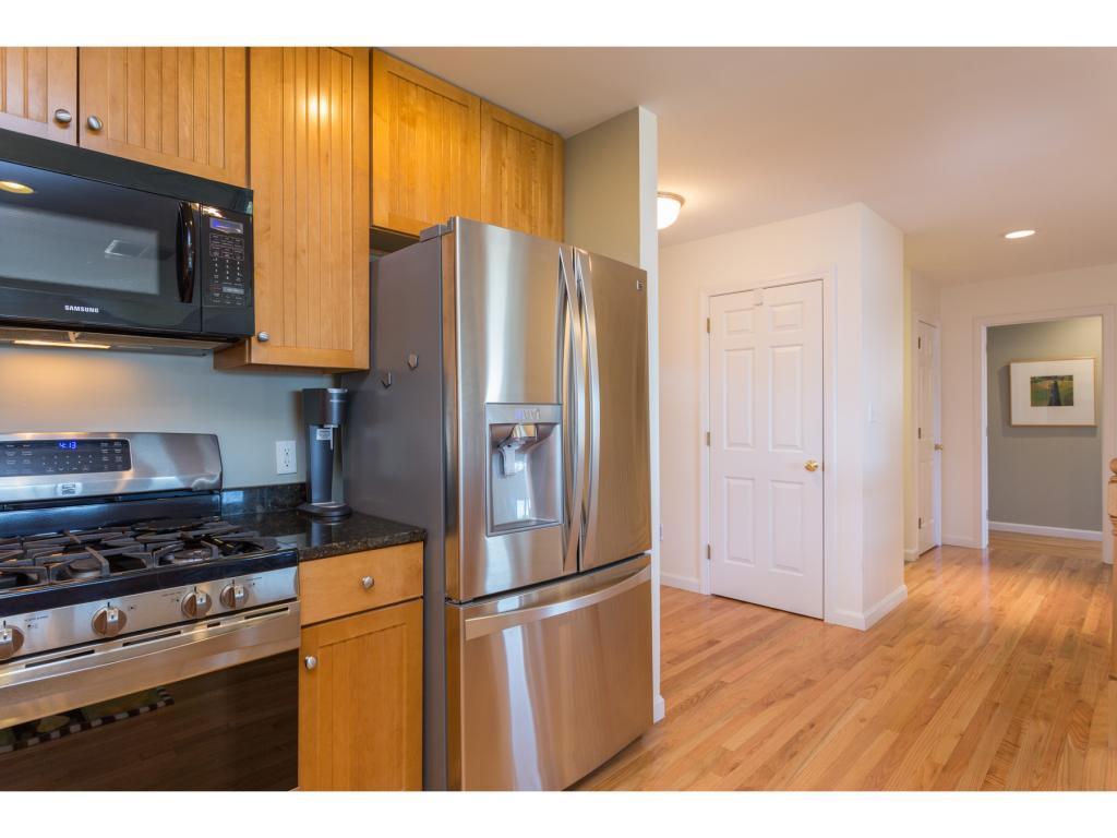 225 Cushing Road, Unit 225 Newmarket, NH 03857 - Photo 12 of 36