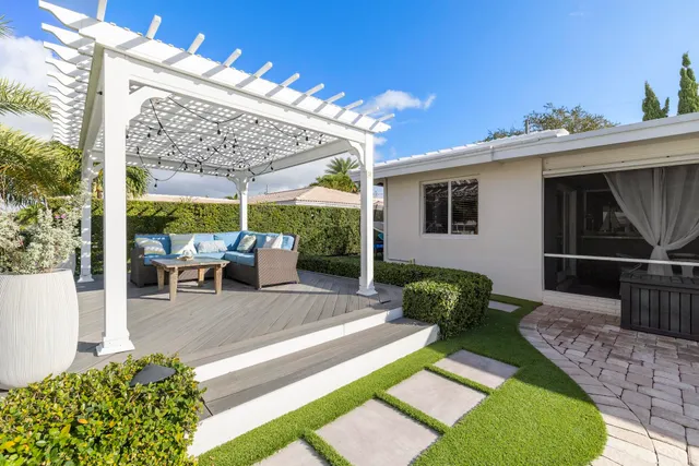 $7,800 | 6251 Northeast 19th Terrace, Fort Lauderdale, FL 33308