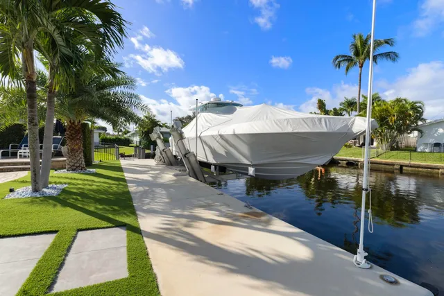 $7,800 | 6251 Northeast 19th Terrace, Fort Lauderdale, FL 33308