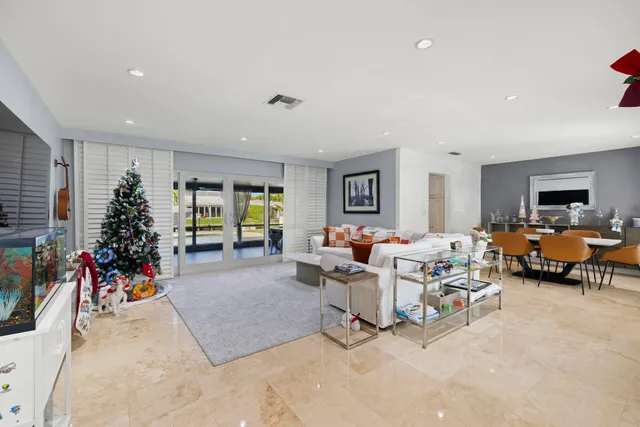 $7,800 | 6251 Northeast 19th Terrace, Fort Lauderdale, FL 33308