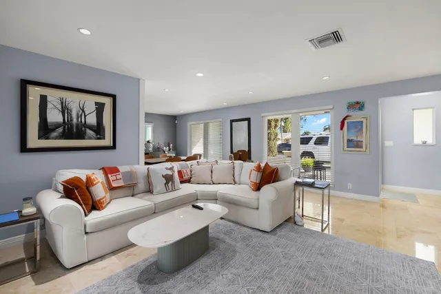 $7,800 | 6251 Northeast 19th Terrace, Fort Lauderdale, FL 33308