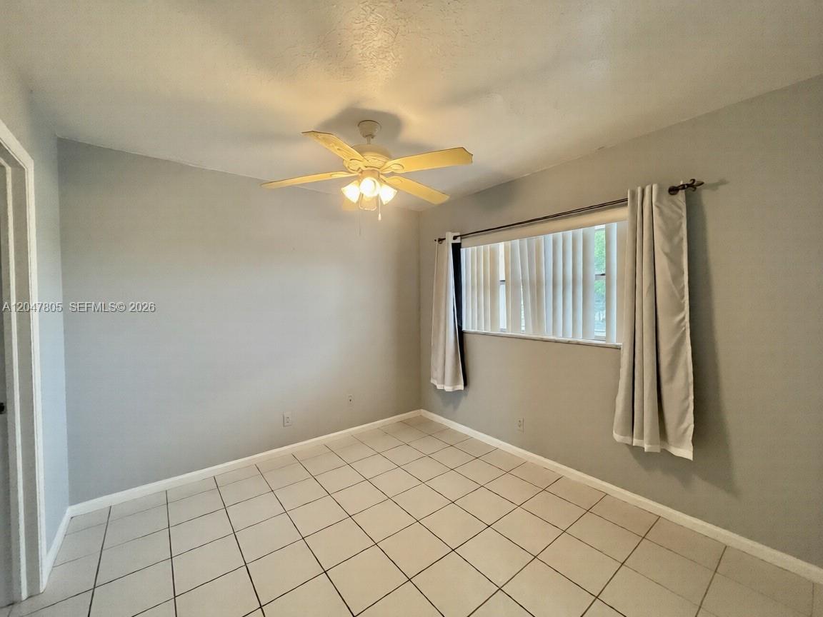 9851 Sandalfoot Boulevard, Unit 213 Boca Raton, FL 33428 - Photo 9 of 10