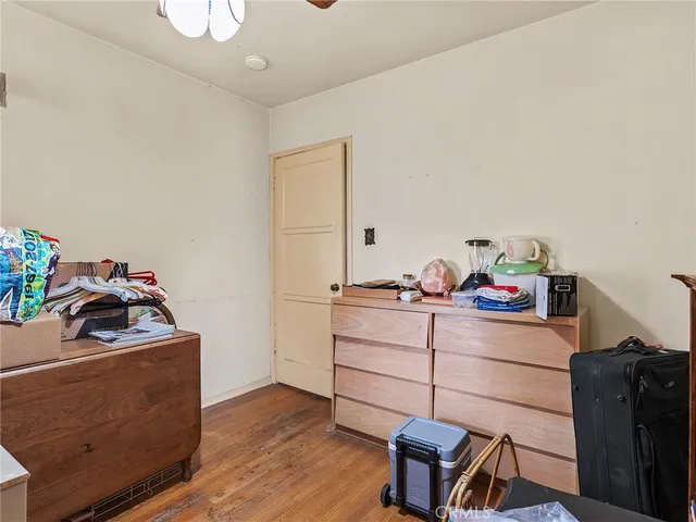 $1,389,983 | 441 Dartmouth Road, Burbank, CA 91504