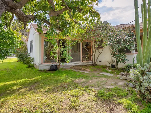 $1,389,983 | 441 Dartmouth Road, Burbank, CA 91504