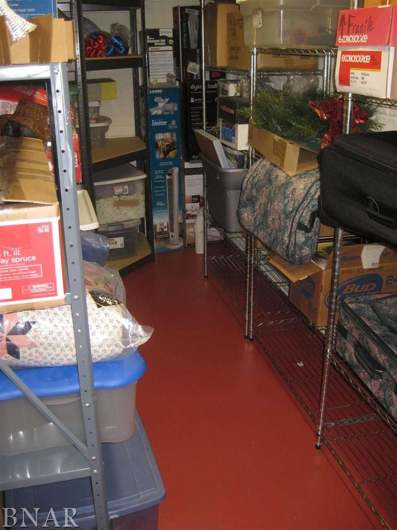 1407 Windham Hill Road Bloomington, IL 61704 - Photo 13 of 16