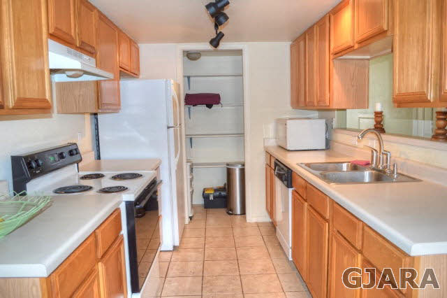 2556 Patterson Road, Unit E Grand Junction, CO 81505 - Photo 6 of 9 Gallery Image 6