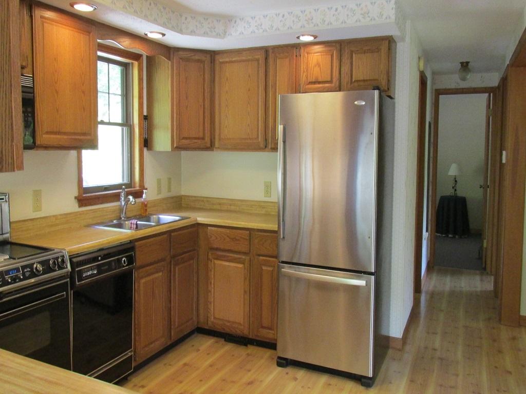 201 Bartlett Brook Road Pomfret, VT 05067 - Photo 8 of 20