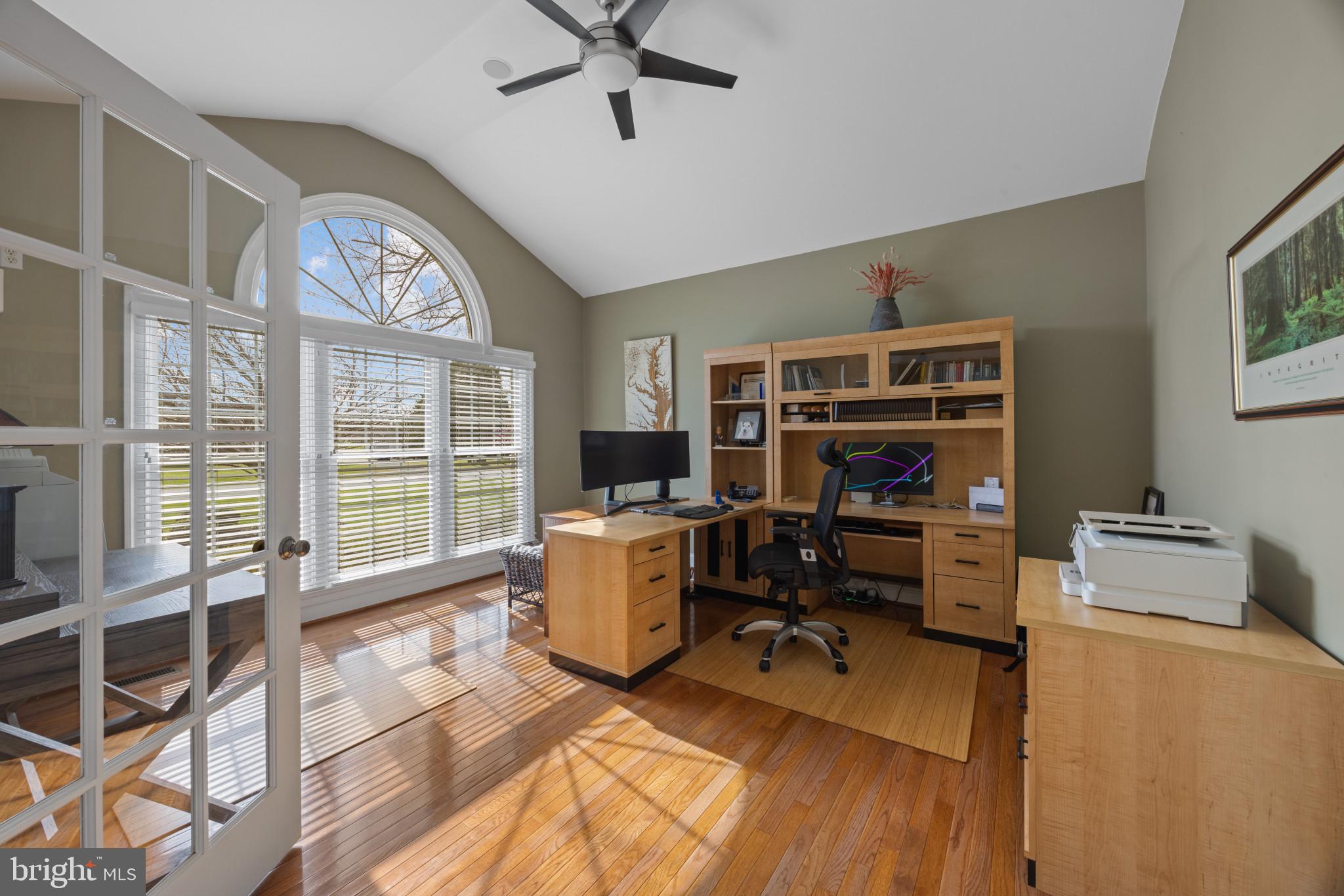 209 Beck Farm Road Centreville, MD 21617 - Photo 9 of 55 a work room with furniture and a window