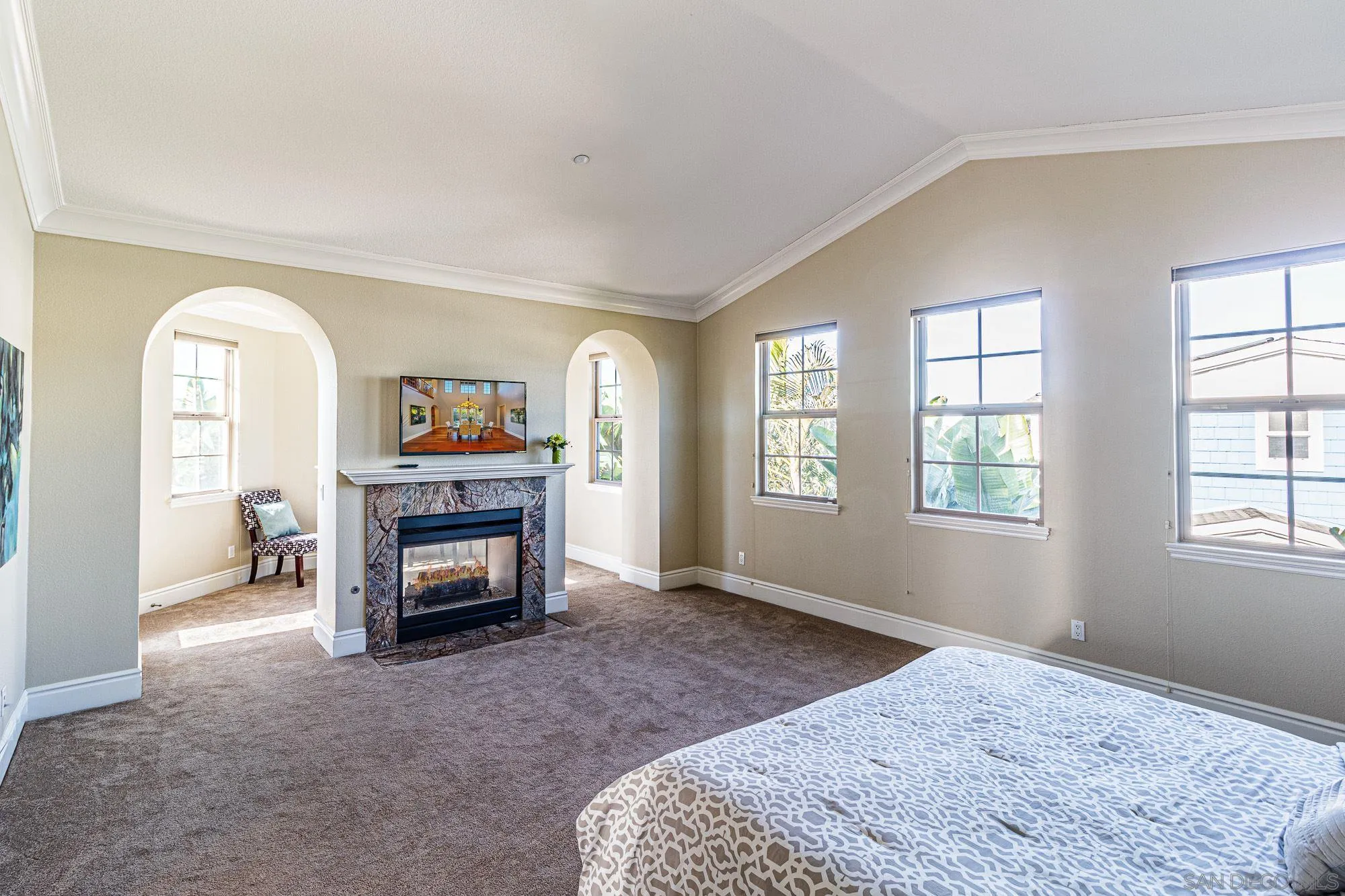 1908 Paxton Way Encinitas, CA 92024 - Photo 19 of 33 Gallery Image 19