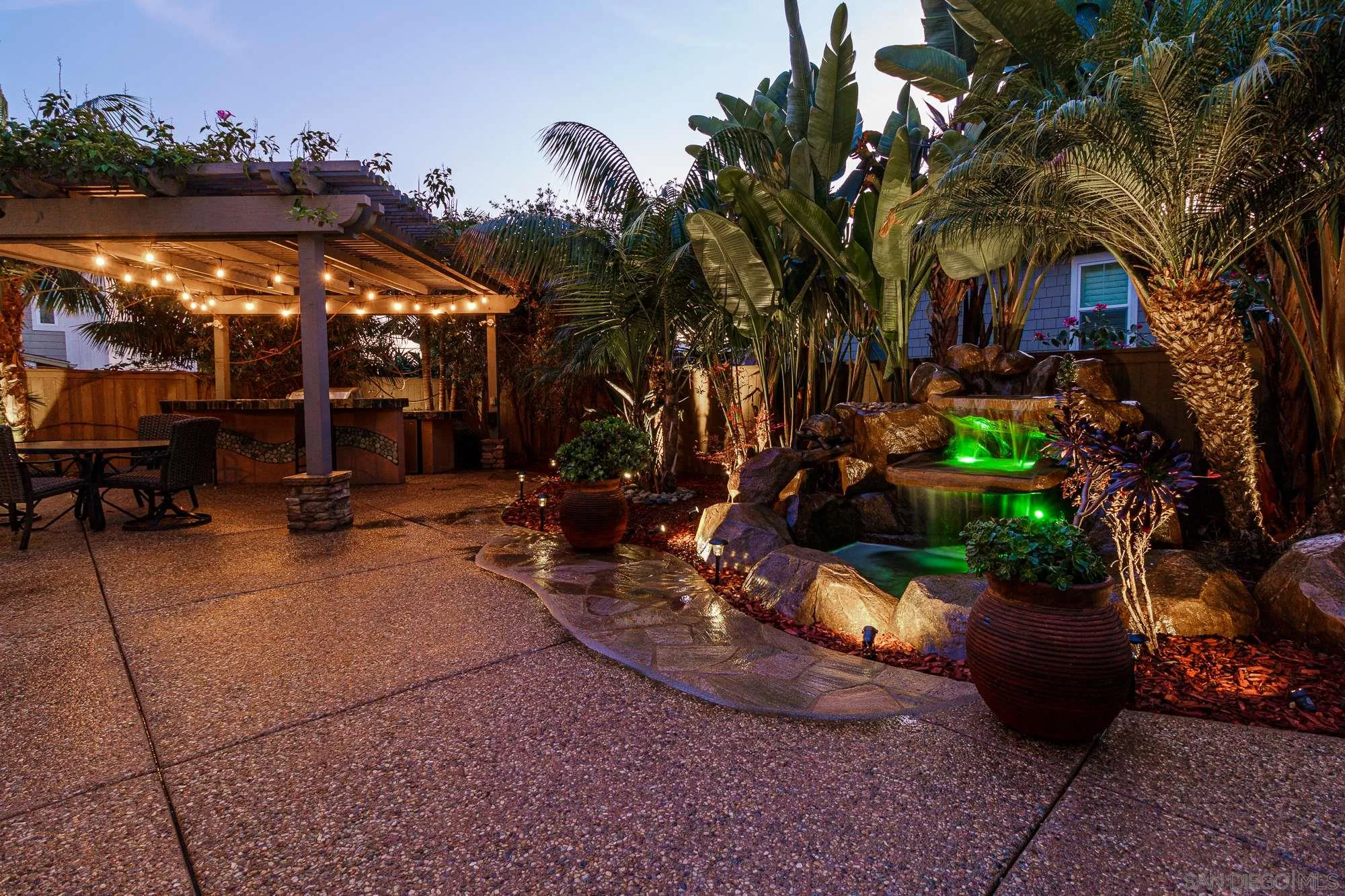 1908 Paxton Way Encinitas, CA 92024 - Photo 3 of 33 Gallery Image 3
