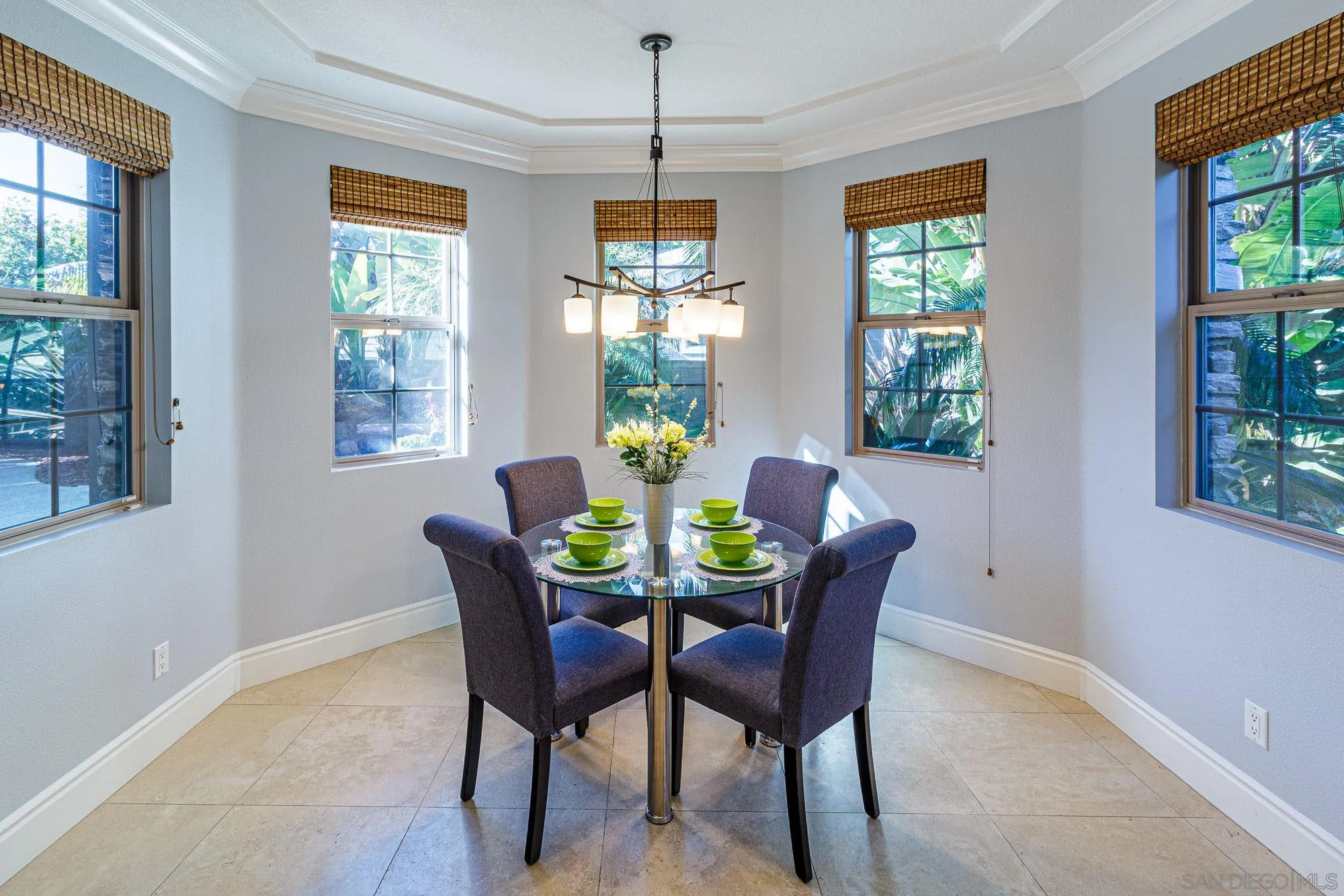 1908 Paxton Way Encinitas, CA 92024 - Photo 7 of 33 Gallery Image 7
