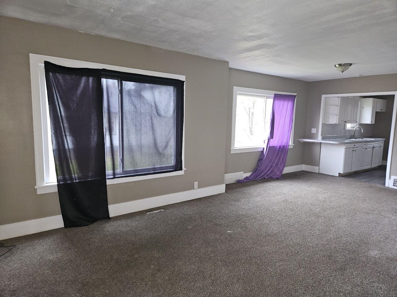 2005 Flushing Road Flint, MI 48504 - Photo 3 of 17 50128365-2.JPG