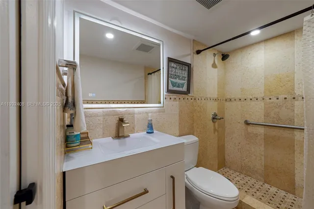 $3,650 | 10310 Northwest 5th Terrace, Unit 426, Miami, FL 33172