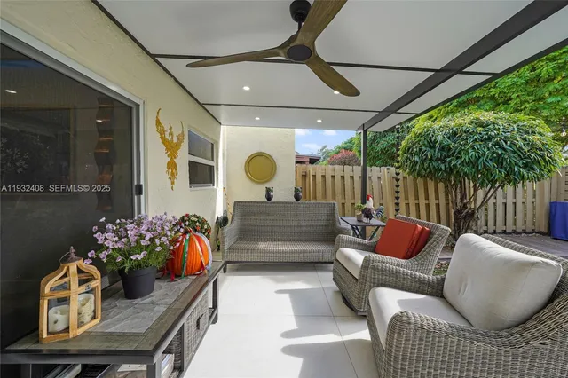 $3,650 | 10310 Northwest 5th Terrace, Unit 426, Miami, FL 33172