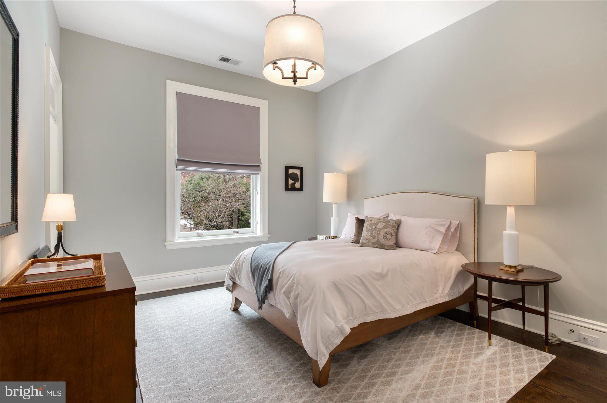 1823 Phelps Place Northwest Washington, DC 20008 - Photo 34 of 55 Bedroom 3