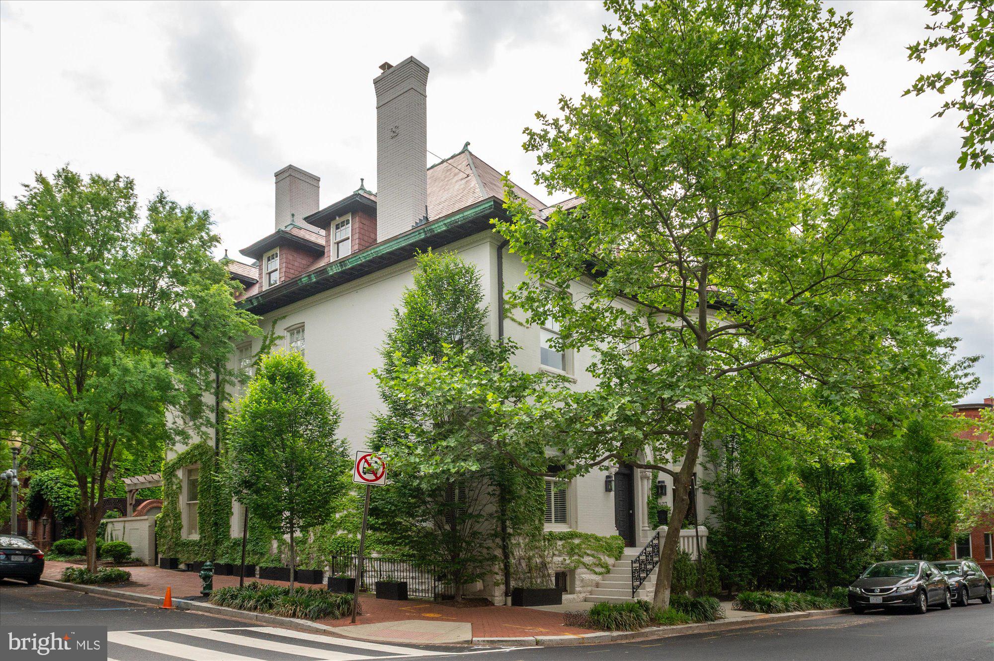 1823 Phelps Place Northwest Washington, DC 20008 - Photo 54 of 55 Front Exterior